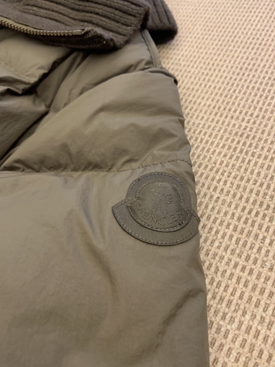 ハイクオリティダウンジャケット側面デザイン